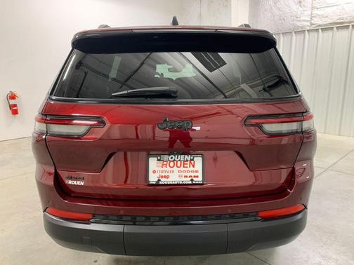 2024 Jeep Grand Cherokee L Laredo