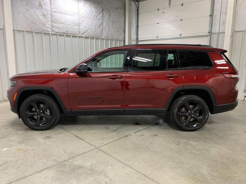 2024 Jeep Grand Cherokee L Laredo