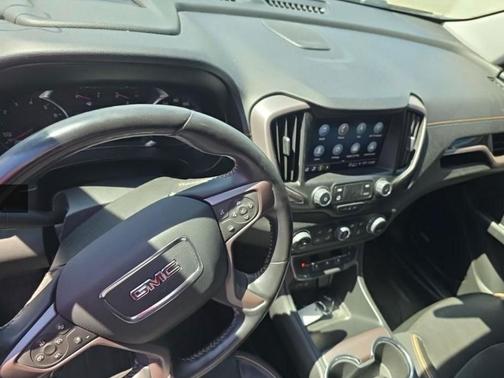 Desert Sand Metallic 2022 GMC Terrain AT4