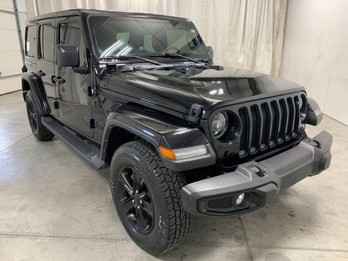 2021 Jeep Wrangler Unlimited Sahara Altitude