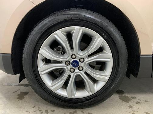 Desert Gold Metallic 2020 Ford Edge Titanium