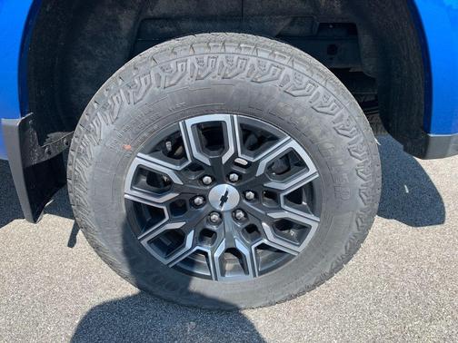 Glacier Blue Metallic 2023 Chevrolet Colorado Z71