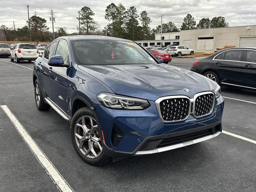 2023 BMW X4 xDrive30i