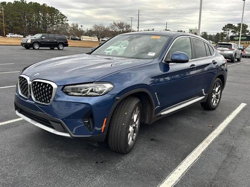 2023 BMW X4 xDrive30i