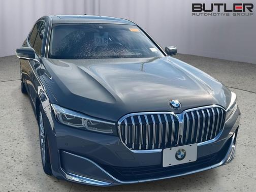 2020 BMW 740 740i