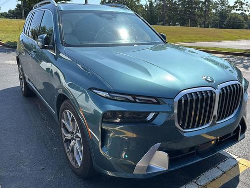 2025 BMW X7 xDrive40i