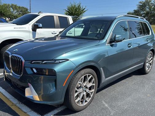 2025 BMW X7 xDrive40i