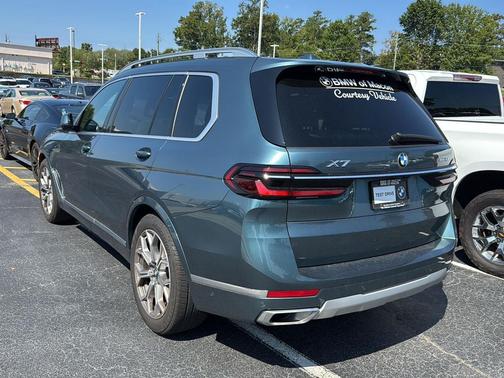 2025 BMW X7 xDrive40i
