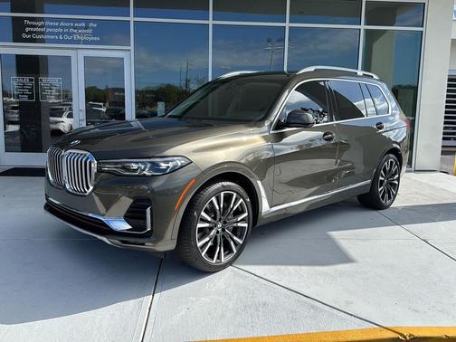 2021 BMW X7 xDrive40i
