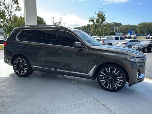 2021 BMW X7 xDrive40i