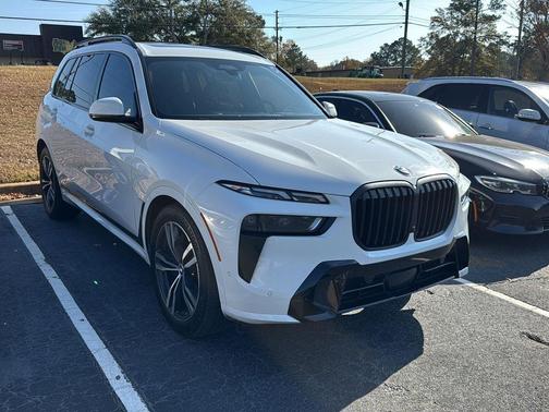2023 BMW X7 xDrive40i
