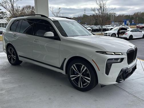 2023 BMW X7 xDrive40i