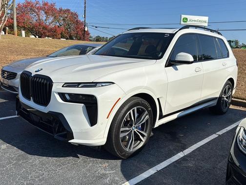 2023 BMW X7 xDrive40i