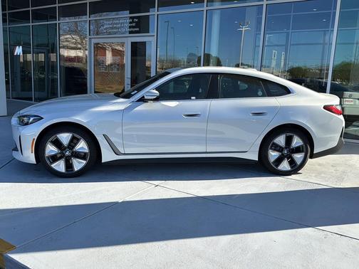 Mineral White Metallic 2026 BMW i4 Gran Coupe eDrive40