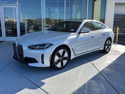 Mineral White Metallic 2026 BMW i4 Gran Coupe eDrive40