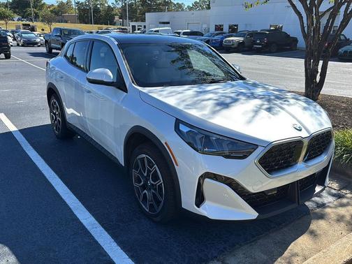 2025 BMW X2 xDrive28i