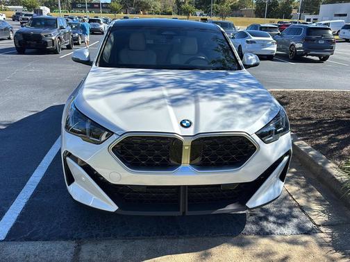2025 BMW X2 xDrive28i