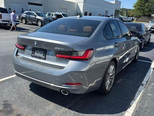 2023 BMW 330 330i