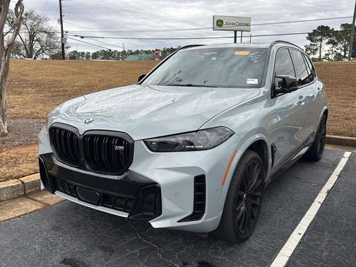 2024 BMW X5 M60i