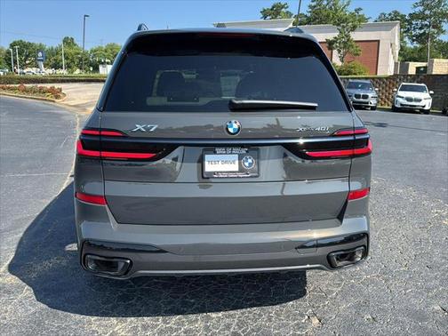 2026 BMW X7 xDrive40i