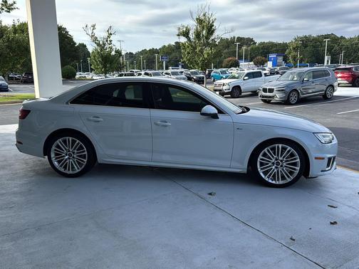 2019 Audi A4 45 Premium