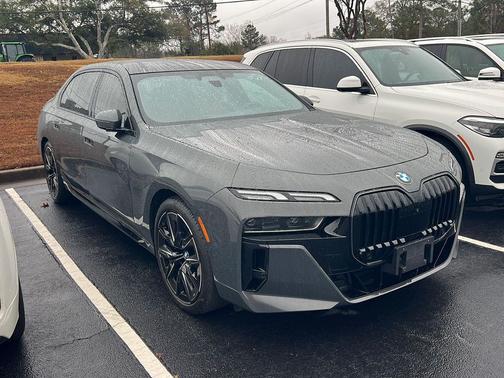 2024 BMW 740 i