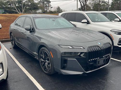 2024 BMW 740 i