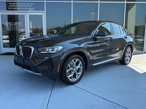 2024 BMW X4 xDrive30i