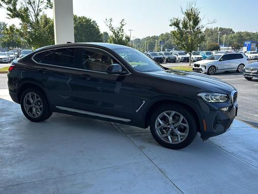 2024 BMW X4 xDrive30i