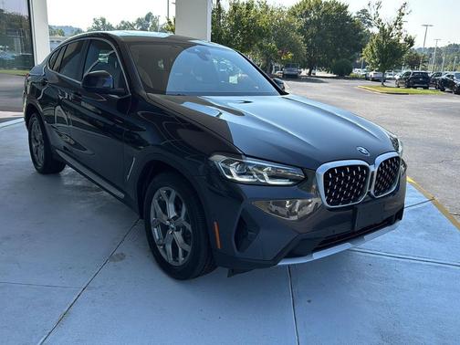 2024 BMW X4 xDrive30i