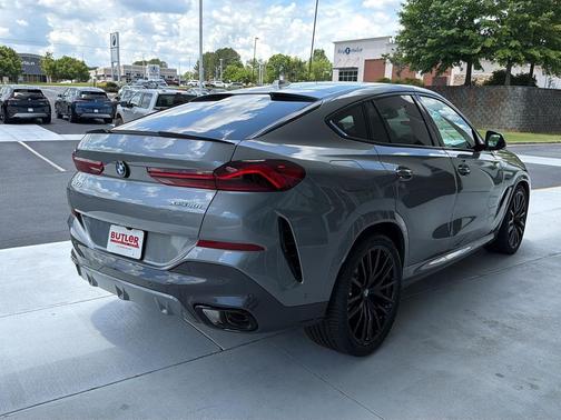 Skyscraper Grey Metallic 2027 BMW X6 xDrive40i