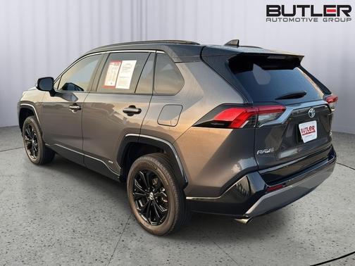 2023 Toyota RAV4 Hybrid SE