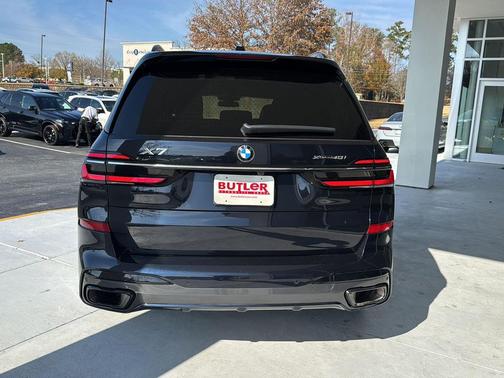 2023 BMW X7 xDrive40i
