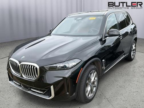 Black Sapphire Metallic 2024 BMW X5 xDrive40i