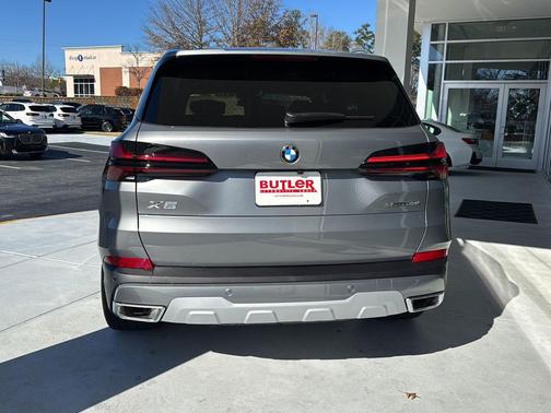 2026 BMW X5 sDrive40i