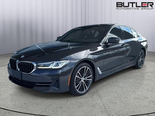 2021 BMW 540 540i