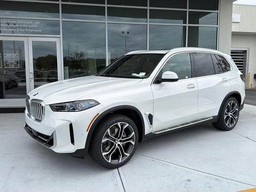 Alpine White 2026 BMW X5 xDrive40i