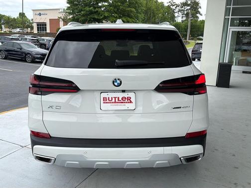 Alpine White 2026 BMW X5 xDrive40i