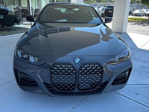 2026 BMW 430 i