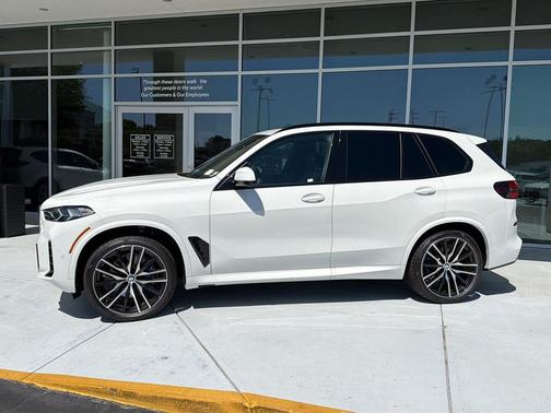 Alpine White 2026 BMW X5 sDrive40i