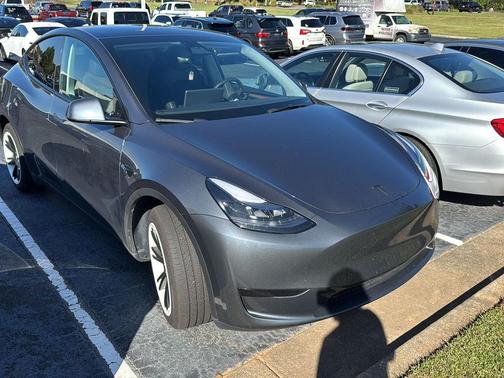 2023 Tesla Model Y Long Range Dual Motor All-Wheel Drive