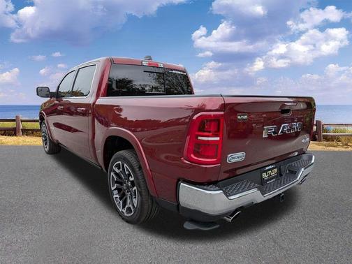 Delmonico Red Pearlcoat 2026 RAM 1500 Longhorn