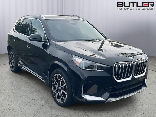 Jet Black 2025 BMW X1 xDrive28i