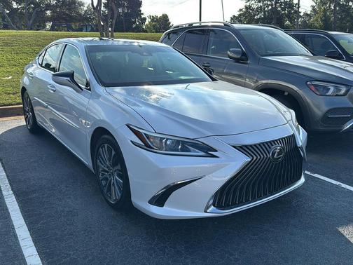2020 Lexus ES 350 Base