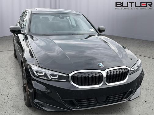 Jet Black 2025 BMW 330 330i