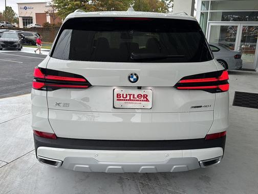 2026 BMW X5 sDrive40i