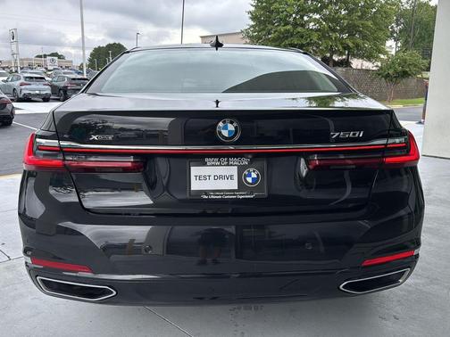 2020 BMW 750 i xDrive