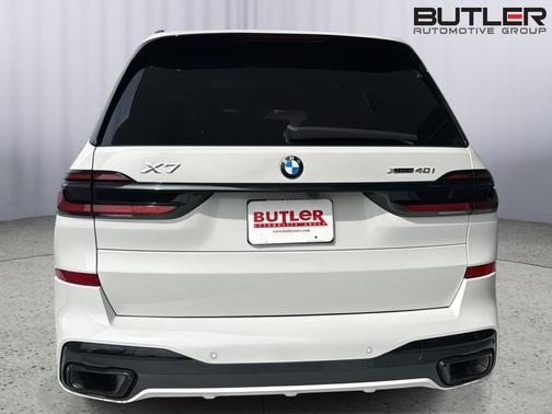 2024 BMW X7 xDrive40i