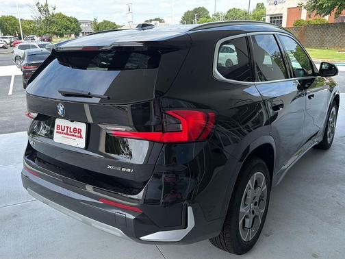 Jet Black 2026 BMW X1 xDrive28i