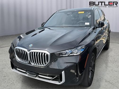 Black Sapphire Metallic 2024 BMW X5 sDrive40i